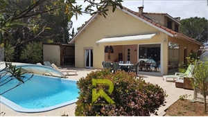 propriete à la vente -   34550  BESSAN, surface 195 m2 vente propriete - UBI483842336